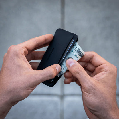 WAYFINDER® FLUX™ Cardholder